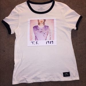 Taylor Swift 1989 Tour Tee